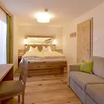 Garni Tirolerhof Hotel