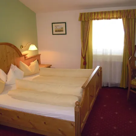 Garni Tirolerhof Hotel