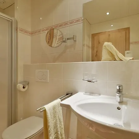 Garni Tirolerhof Отель 3*