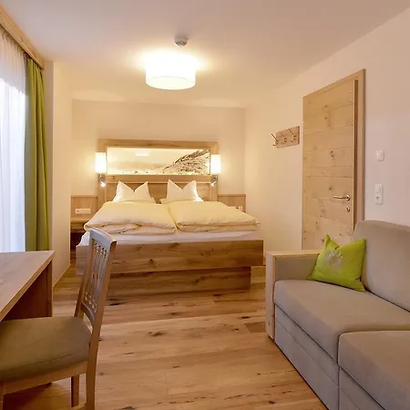 Garni Tirolerhof Отель